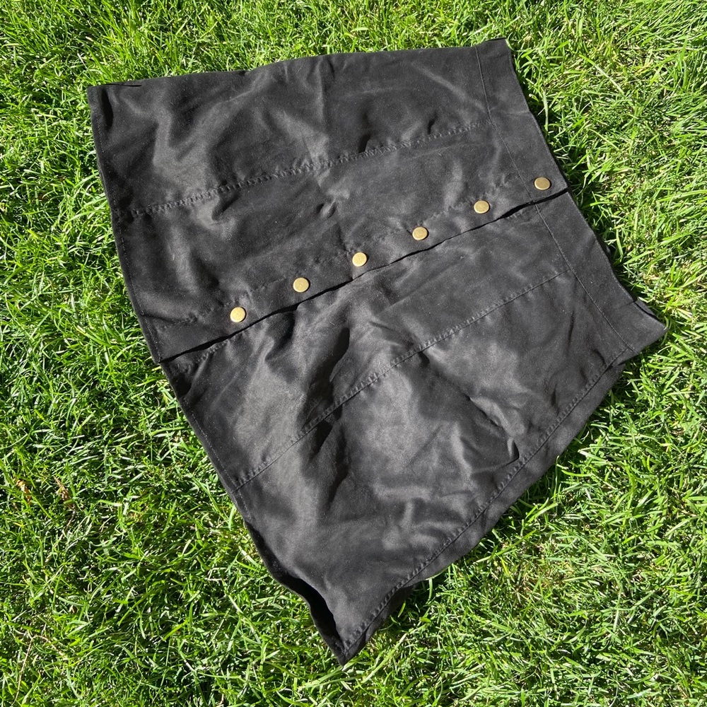 Button up mini skirt.